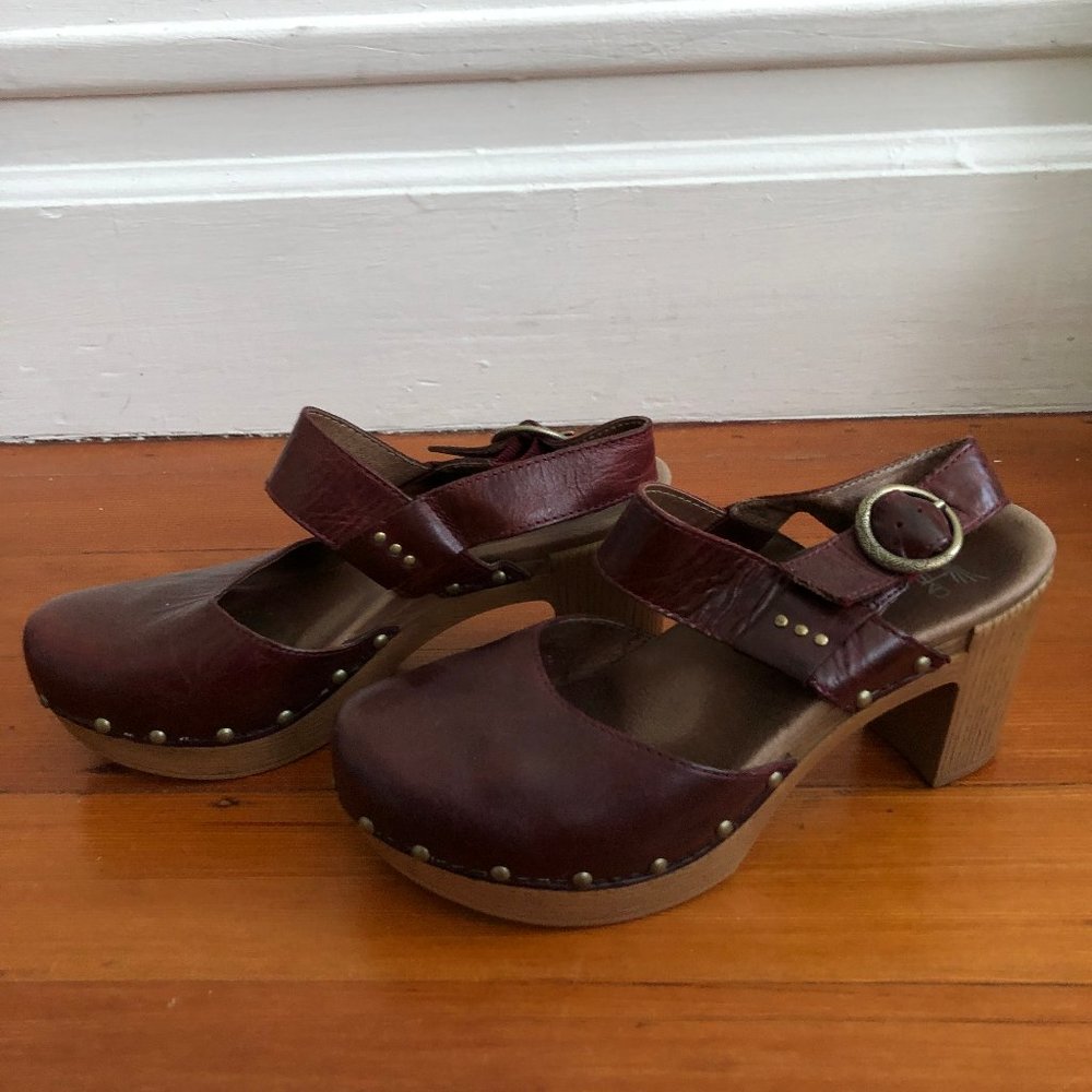 Dansko Women Clogs